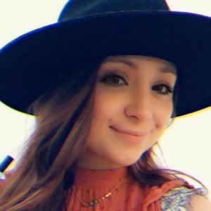 Meet your Posher, Joanna